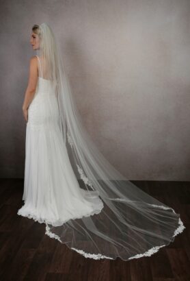 Glitter Tulle Veil - Richard Designs