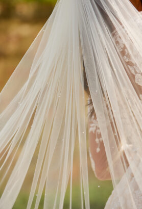 Pearl Crystal Cluster Scallop-Edge Cathedral Veil